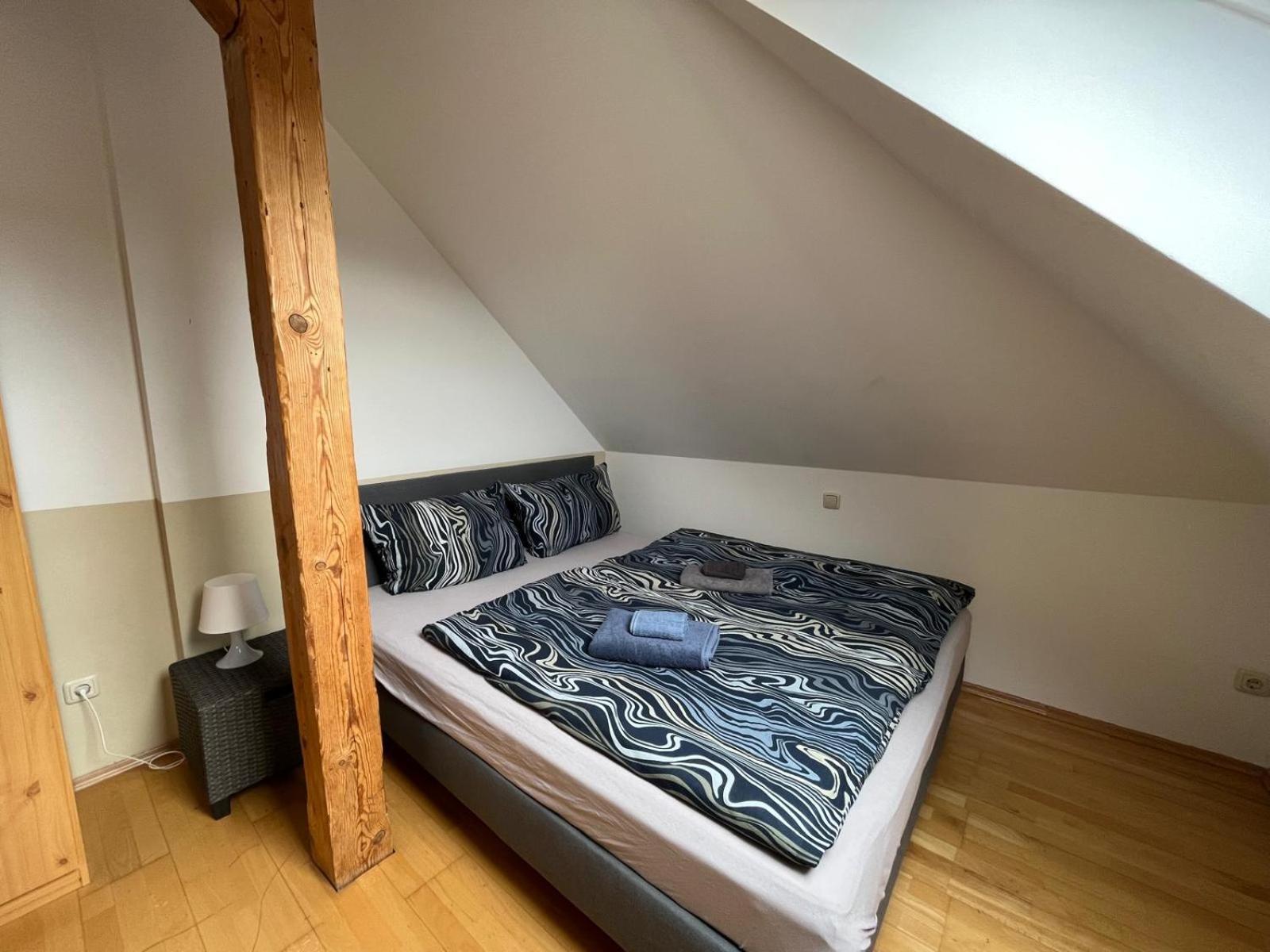 Doppelzimmer, Tv- Bad, Kuehlschrank- Parkplatz-17 Meine Extérieur photo